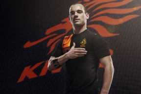 大学篮球联赛规范化建设促进学生运动员全面发展，大学生篮球联赛的意义